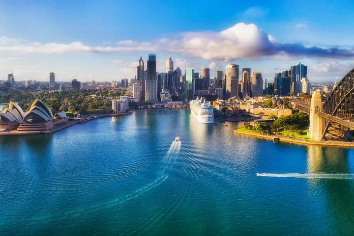 Sydney Harbour mit Opernhaus und Harbour Bridge